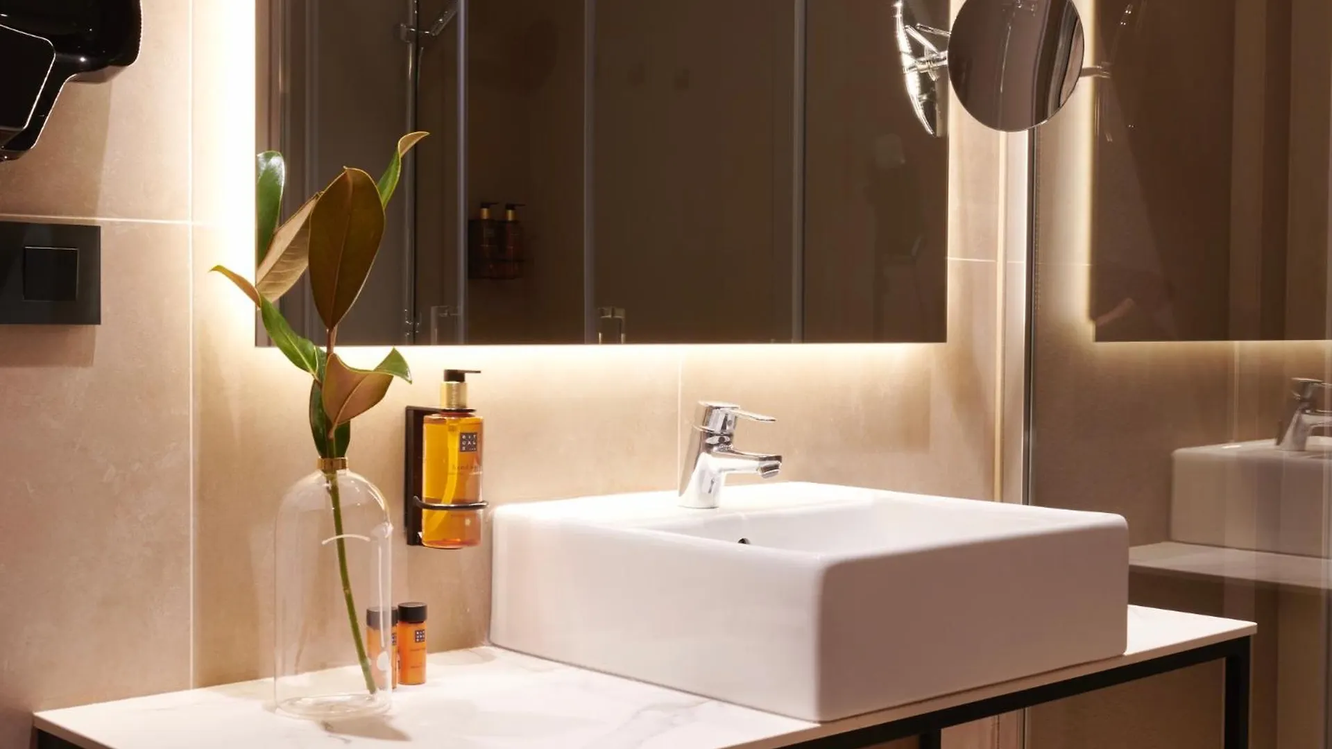 Acta Splendid Hotel Barcelona 3*,  Spain