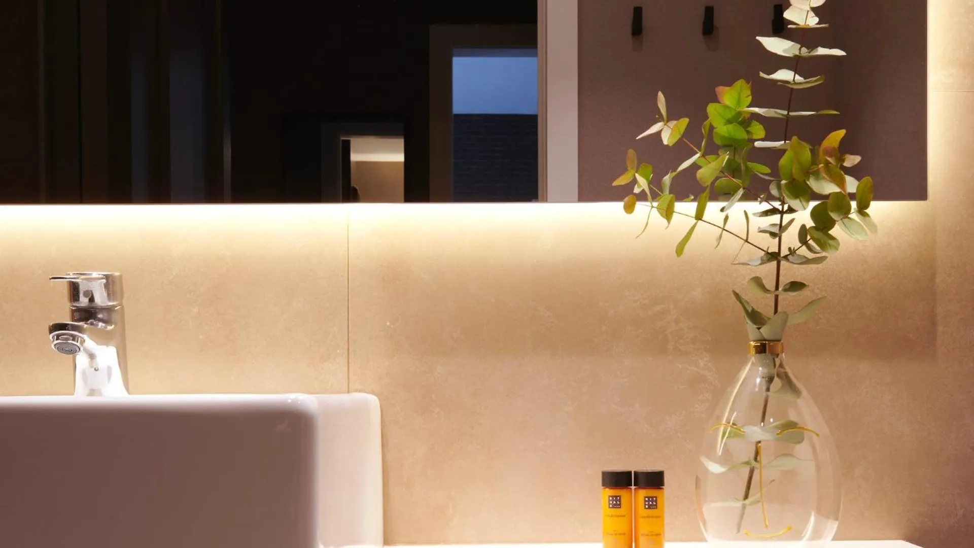 Acta Splendid Hotel Barcelona
