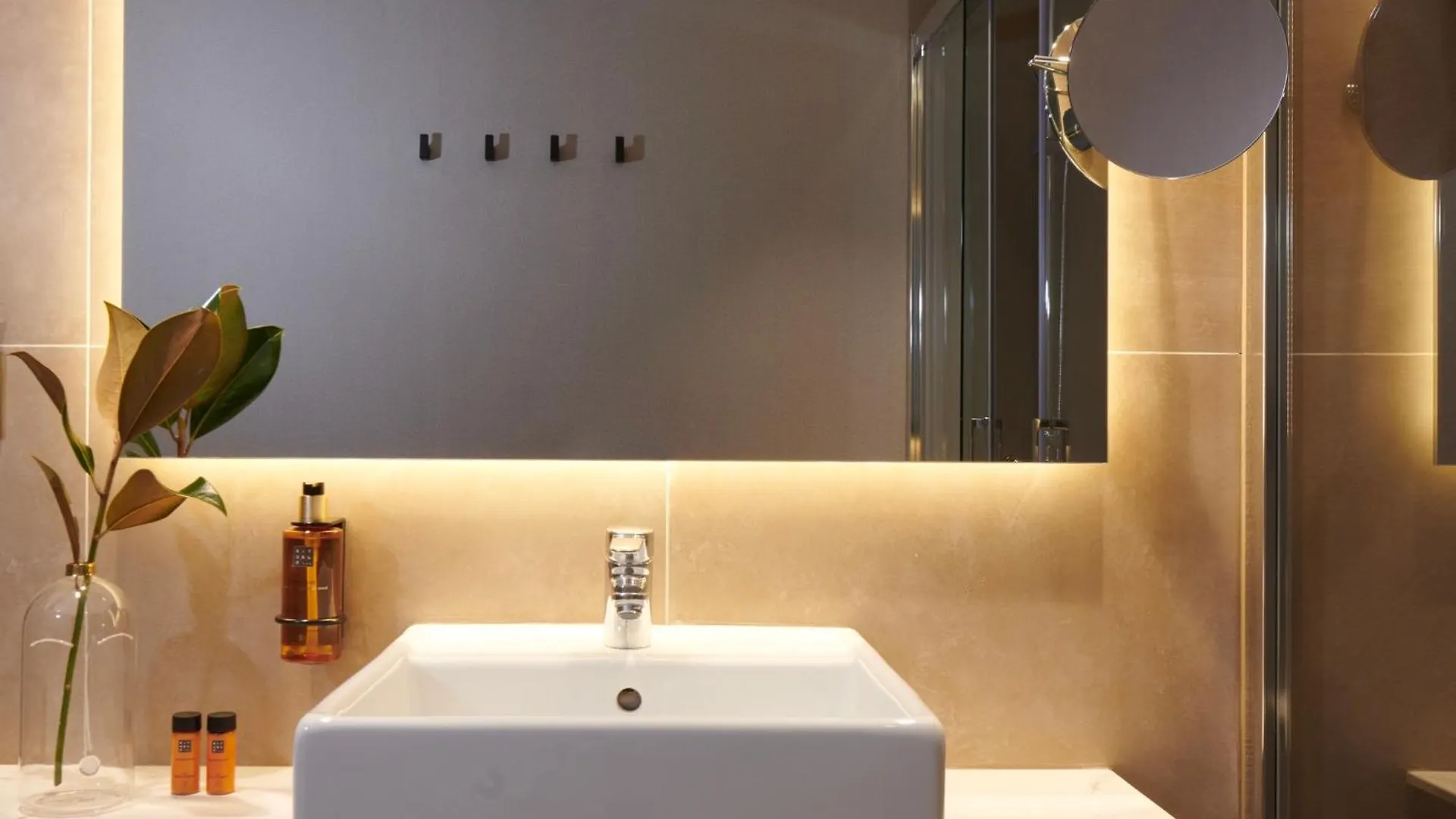 Acta Splendid Hotel Barcelona