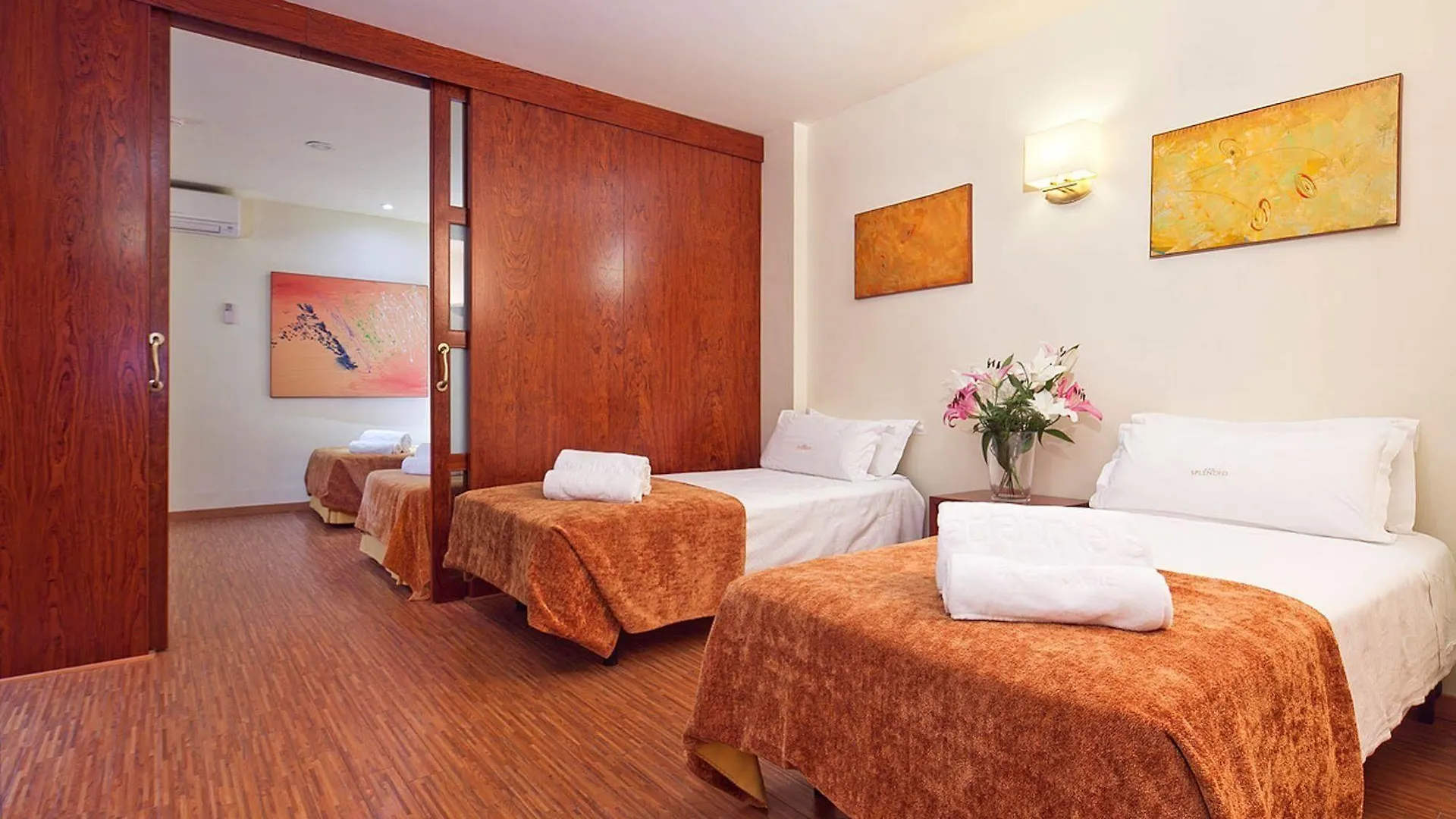 ***  Acta Splendid Hotel Barcelona Spain