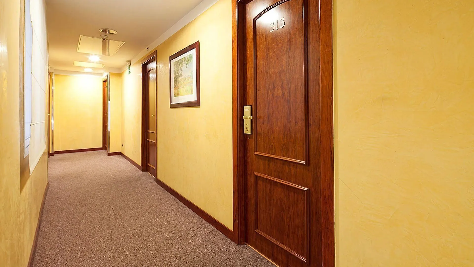 Acta Splendid Hotel Barcelona