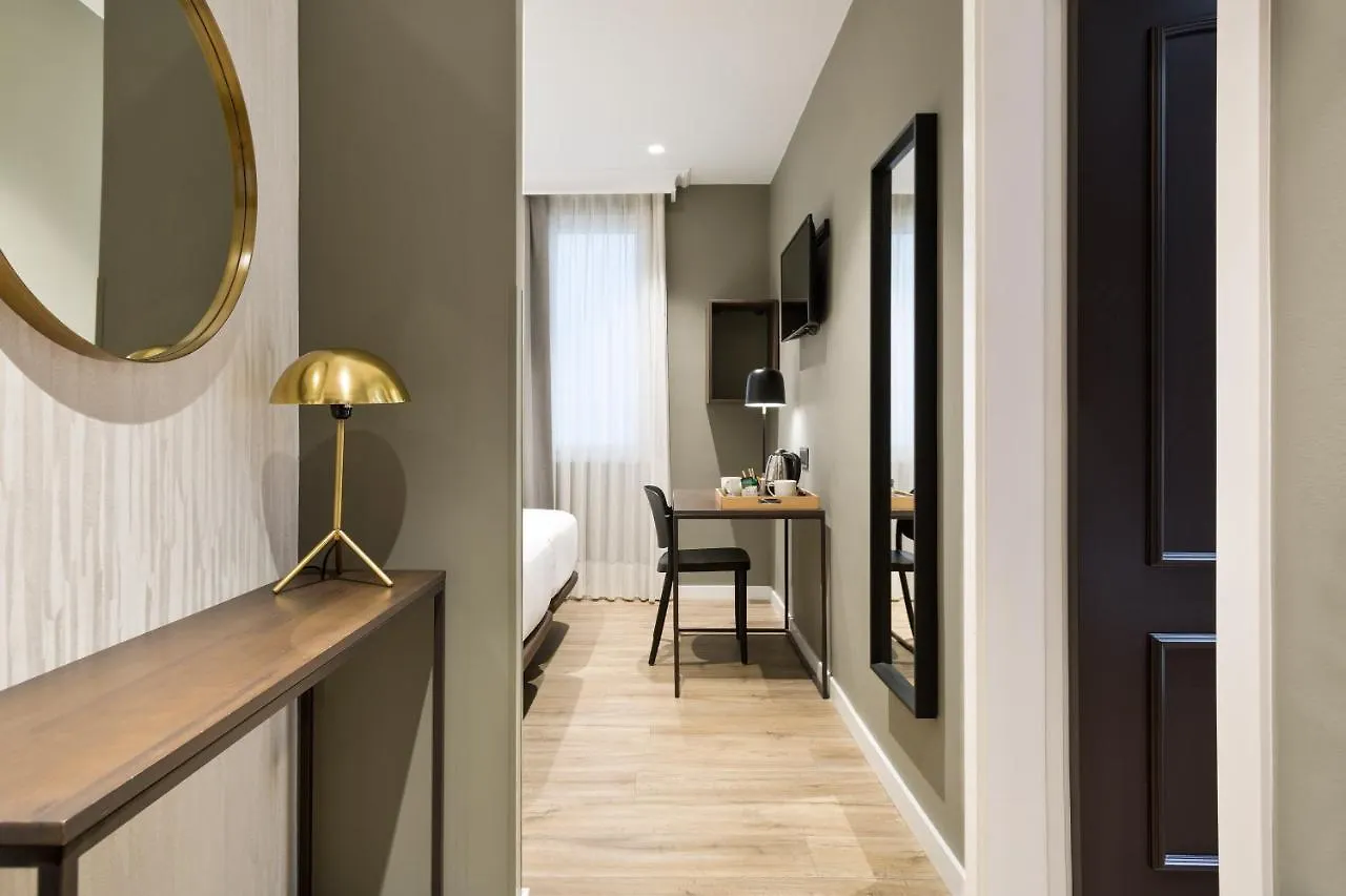 ***  Acta Splendid Hotel Barcelona Spain